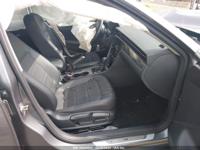1VWMA7A38LC014552 Volkswagen Passat 2.0t R-line