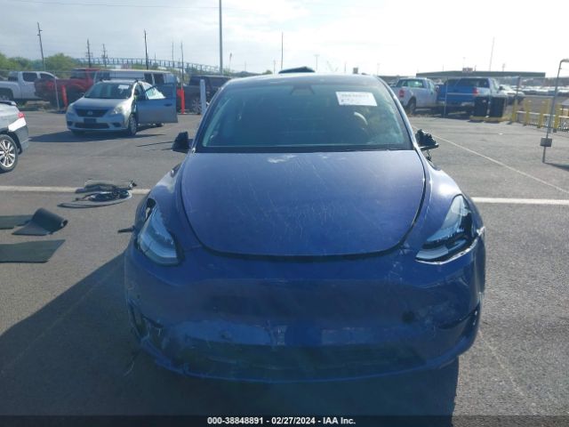 5YJYGDED9MF103927 Tesla Model Y Standard Range Rear-wheel Drive