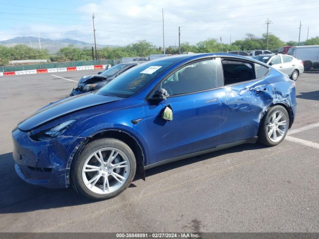 5YJYGDED9MF103927 Tesla Model Y Standard Range Rear-wheel Drive