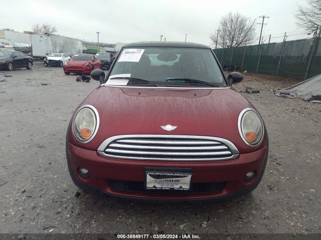 2008 MINI COOPER WMWMF33548TU67440 Photo 5