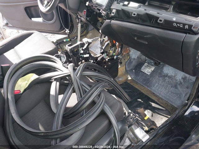 Honda HR-V EX 2016 3CZRU6H58GM716919 Image 6
