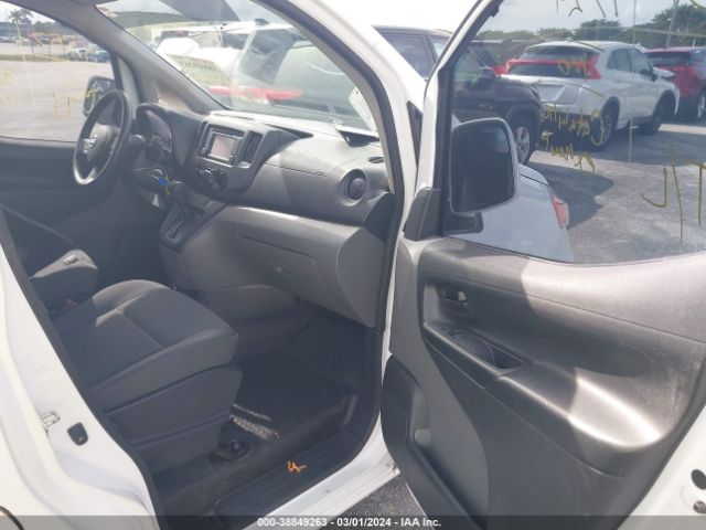 3N6CM0KN5HK720034 Nissan NV200 SV