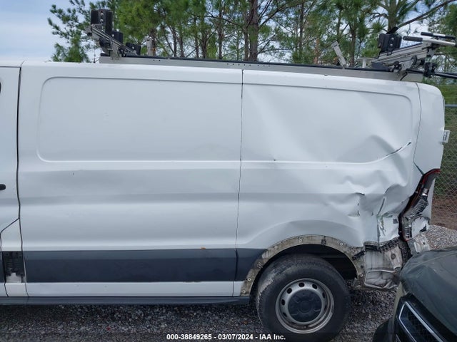 Ford Transit-150 2018 1FTYE1ZM0JKB46923 Image 15