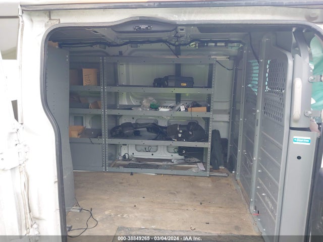 Ford Transit-150 2018 1FTYE1ZM0JKB46923 Image 8