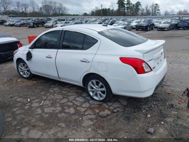 3N1CN7AP5FL800746 Nissan Versa 1.6 Sl