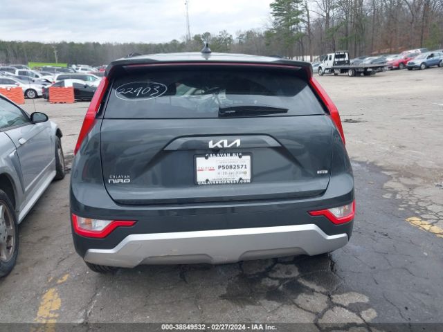 KNDCP3LE0R5121922 KIA NIRO LX
