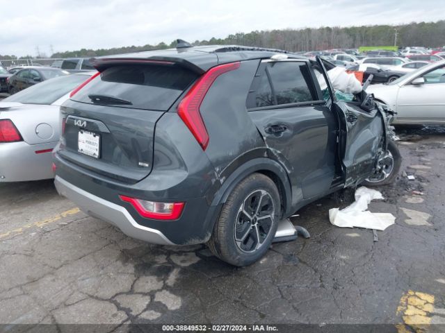 KNDCP3LE0R5121922 KIA NIRO LX