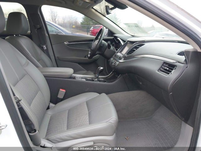 Chevrolet IMPALA 1LT 2018 2G1105S3XJ9167832 Image 5