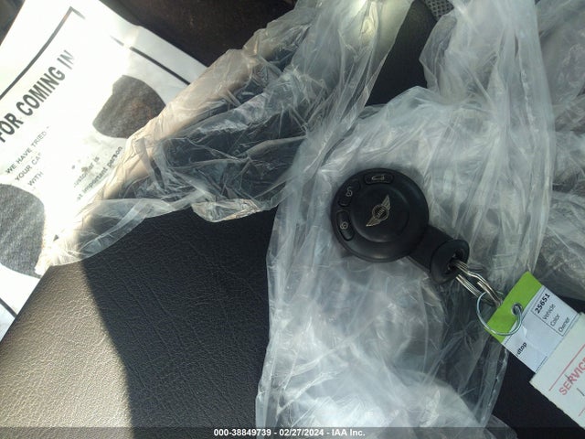 2009 MINI COOPER WMWMF33589TW76326 Photo 10