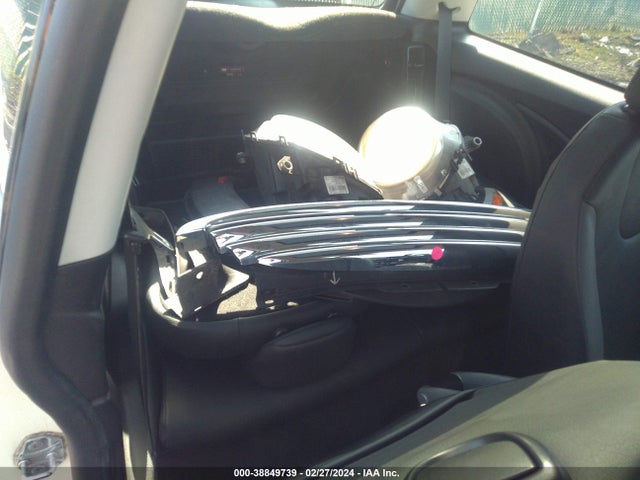 2009 MINI COOPER WMWMF33589TW76326 Photo 7