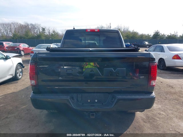 RAM 1500 Night  4x4 5'7 Box 2017 1C6RR7MG1HS796679 Image 16