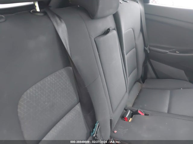 Hyundai Tucson Value 2018 KM8J3CA20JU672014 Image 8