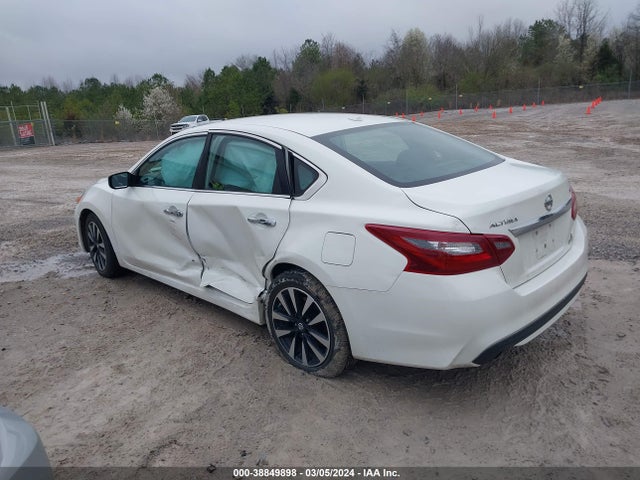 Nissan Altima 2.5 Sv 2018 1N4AL3AP6JC158079 Image 3