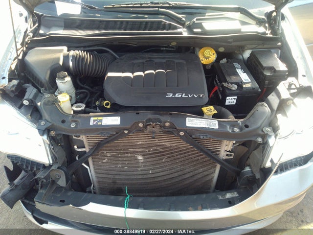 2C4RDGBG3FR648171 Dodge Grand Caravan Avp/se