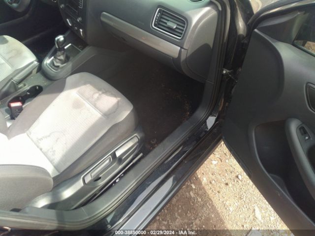 3VW2B7AJ2HM327928 Volkswagen Jetta 1.4t S