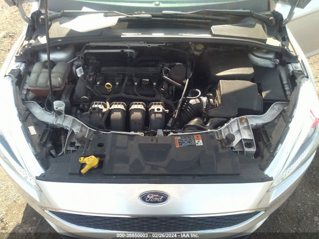 Ford FOCUS SE 2015 1FADP3F24FL301732 Image 10
