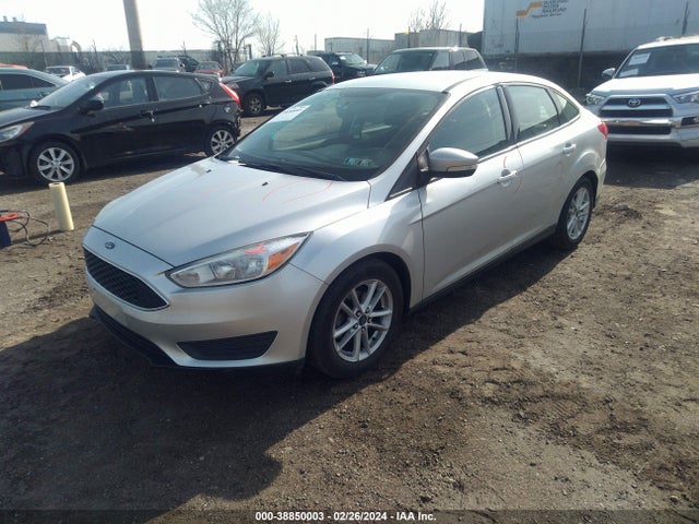 Ford FOCUS SE 2015 1FADP3F24FL301732 Image 6