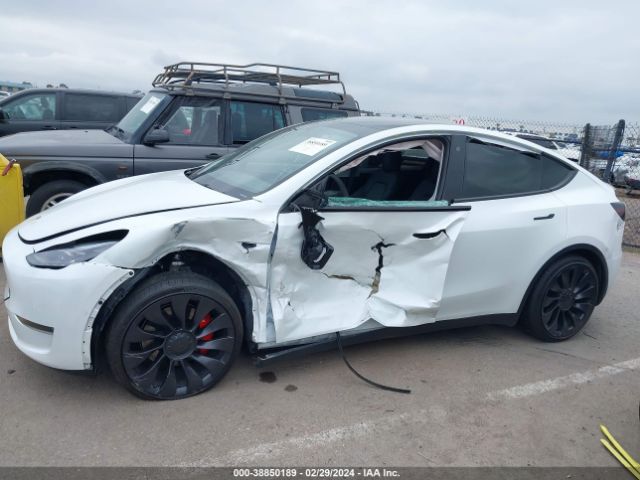 7SAYGDEF7NF486966 Tesla Model Y Performance Dual Motor All-wheel Drive