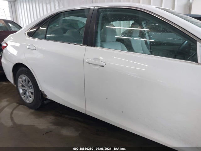 Toyota CAMRY LE 2015 4T1BF1FK5FU022871 Image 12