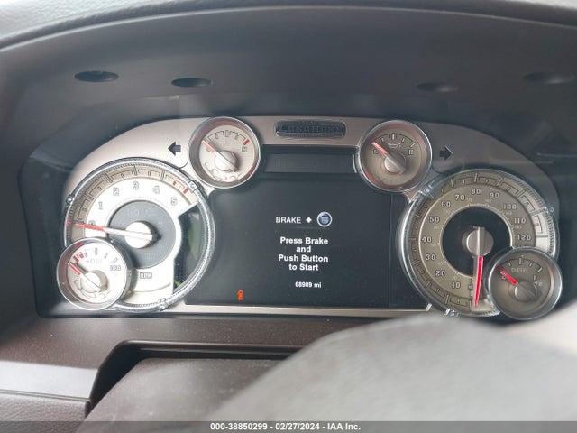 RAM 1500 Longhorn  4x4 5'7 Box 2018 1C6RR7PM4JS272983 Image 14