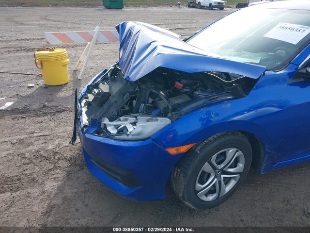 Honda Civic Lx 2018 19XFC2F57JE039726 Image 18