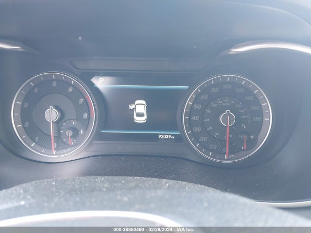 Genesis G70 2.0t Advanced 2019 KMTG44LA4KU013541 Image 7