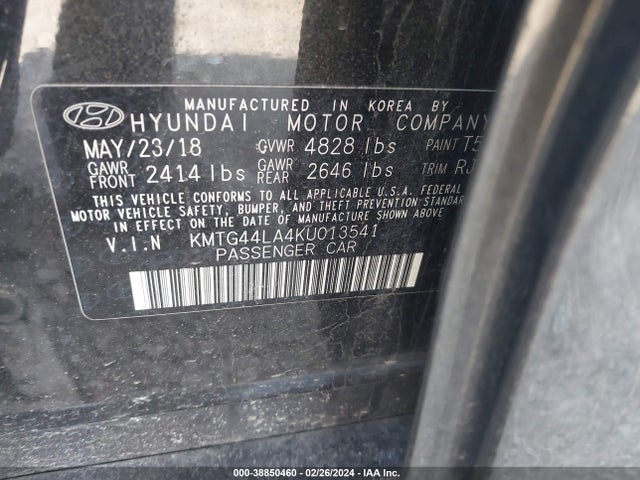 Genesis G70 2.0t Advanced 2019 KMTG44LA4KU013541 Image 9