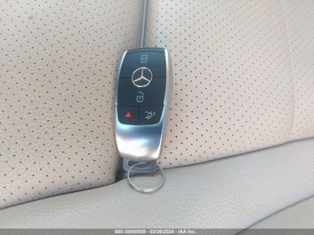 W1N0G8EB2NV338667 Mercedes-Benz Glc 300 4matic Suv