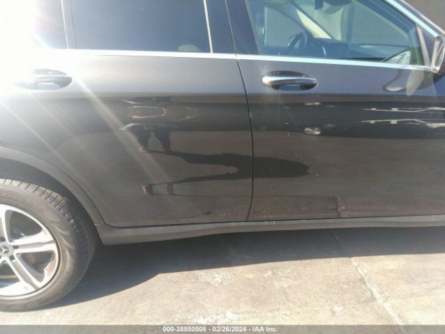 W1N0G8EB2NV338667 Mercedes-Benz Glc 300 4matic Suv