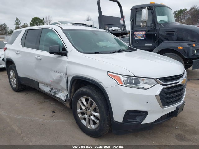Chevrolet Traverse Ls 2019 1GNERFKW8KJ260330 Image 1