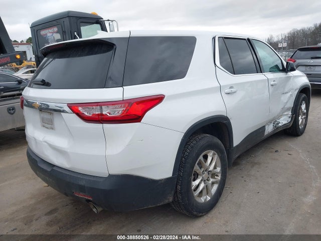 Chevrolet Traverse Ls 2019 1GNERFKW8KJ260330 Image 4