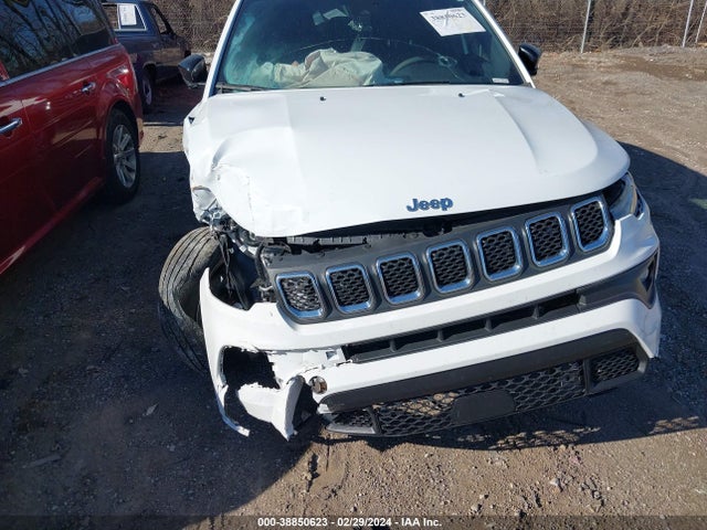 Jeep Compass Latitude 4x4 2023 3C4NJDBN1PT554101 Image 16