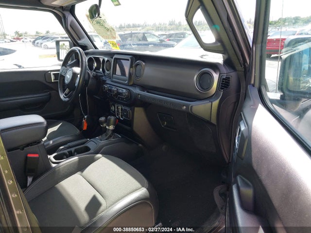 1C4HJXDN0MW672433 Jeep Wrangler Unlimited Freedom 4x4