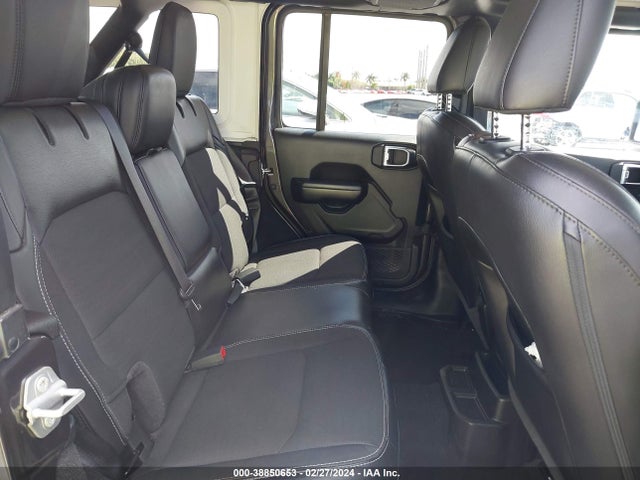 1C4HJXDN0MW672433 Jeep Wrangler Unlimited Freedom 4x4