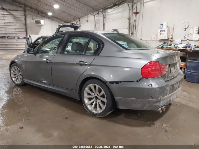 2010 BMW 328I XDRIVE VIN: WBAPK5C50AA647018