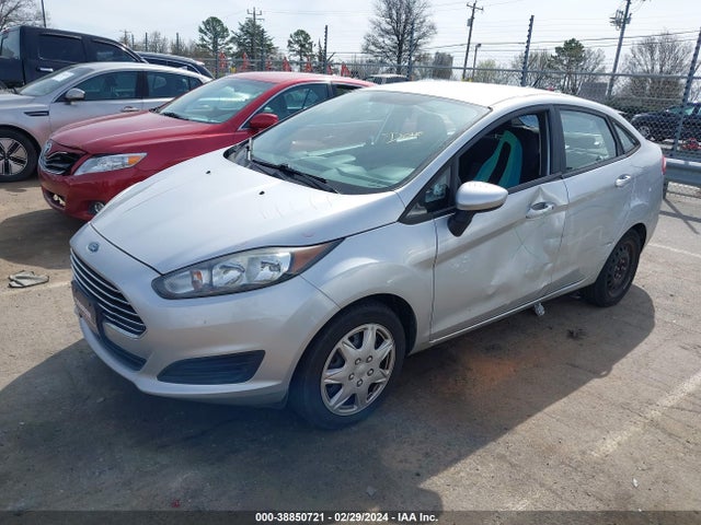 Ford FIESTA S 2015 3FADP4AJ2FM219694 Image 2