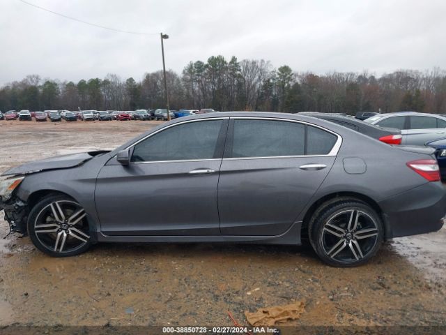 1HGCR3F98HA018781 Honda Accord Touring V6