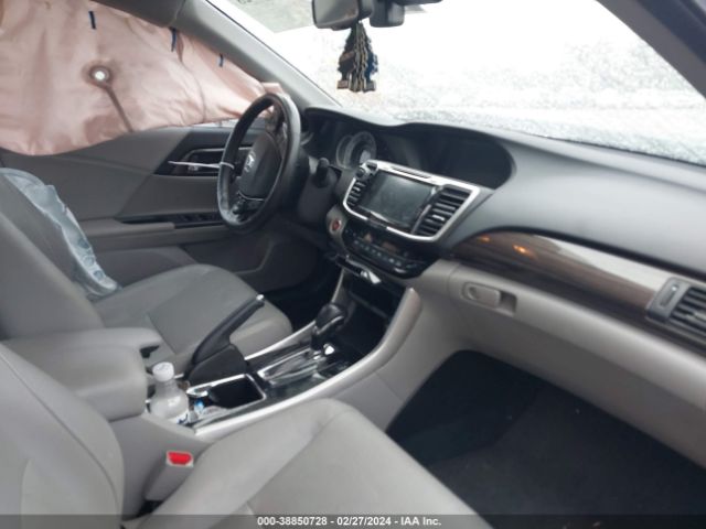 1HGCR3F98HA018781 Honda Accord Touring V6