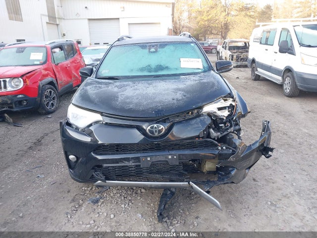 Toyota RAV4 SE 2017 2T3JFREV1HW600383 Image 12