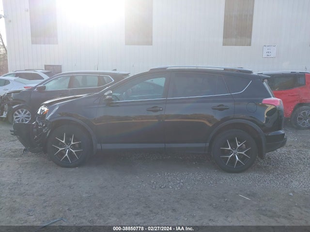 Toyota RAV4 SE 2017 2T3JFREV1HW600383 Image 14