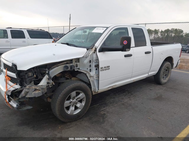 1C6RR7FT1HS820716 RAM 1500 Tradesman Quad Cab 4x4 6'4 Box