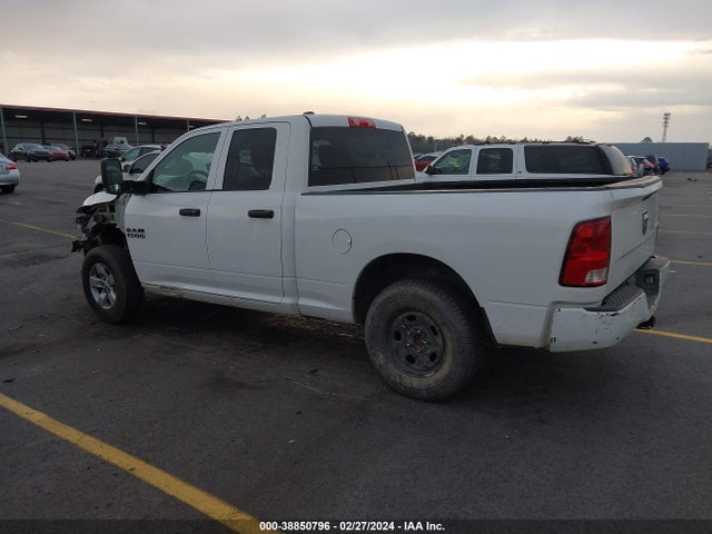 1C6RR7FT1HS820716 RAM 1500 Tradesman Quad Cab 4x4 6'4 Box