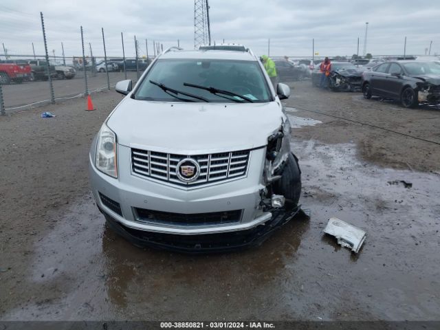 3GYFNBE33FS581564 Cadillac Srx Luxury Collection