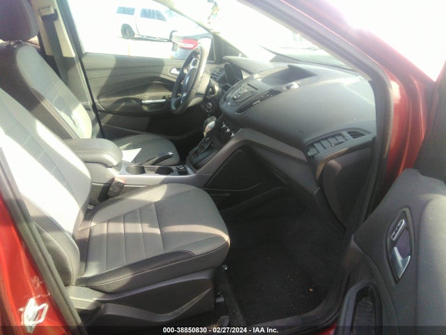 Ford ESCAPE SE 2016 1FMCU9G90GUB16405 Image 5