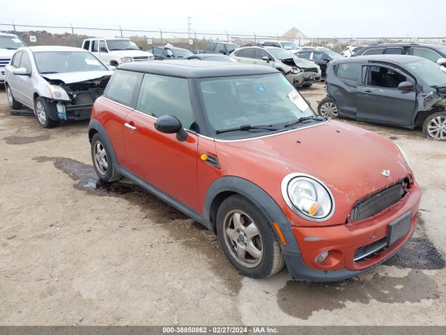 2011 MINI COOPER WMWSU3C54BT093089 Photo 0