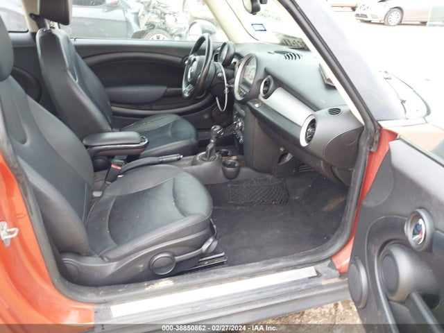 2011 MINI COOPER WMWSU3C54BT093089 Photo 4