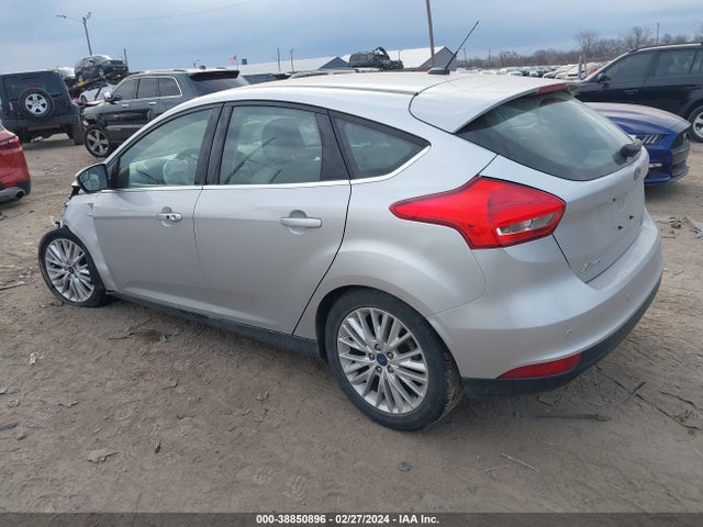 Ford Focus Titanium 2016 1FADP3N20GL345908 Image 3