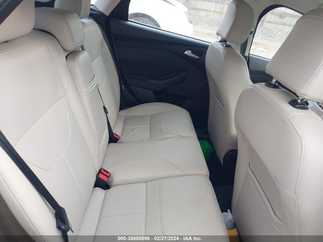 Ford Focus Titanium 2016 1FADP3N20GL345908 Image 8