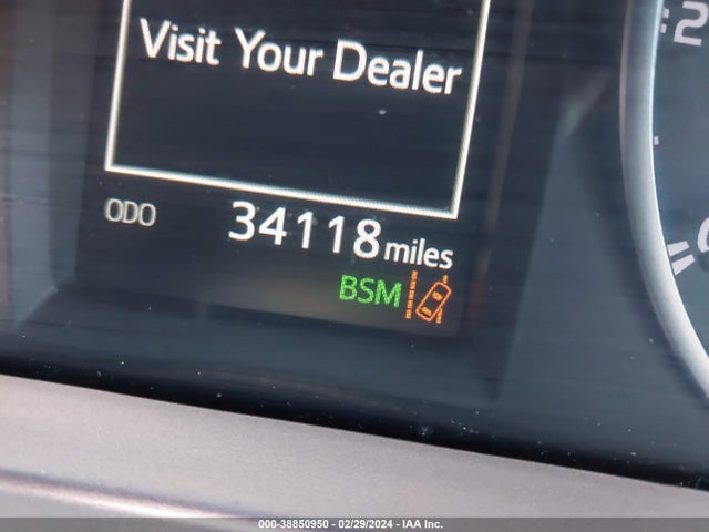 2018 TOYOTA RAV4 XLE VIN: JTMRFREV1JJ744183