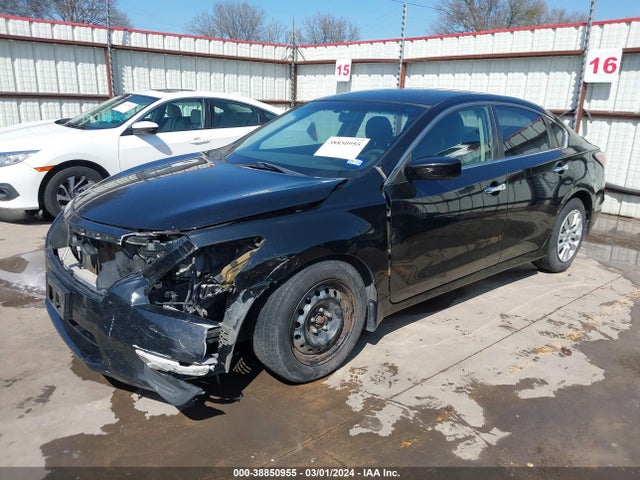 Nissan Altima 2.5 S 2015 1N4AL3AP9FN337535 Image 2